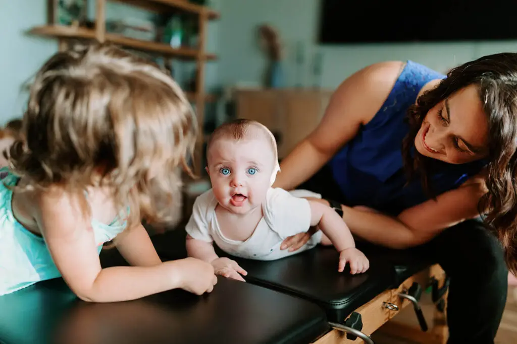 Motherly Embrace Chiropractic in Tucson Arizona - Chiropractic care for families to heal heal pain relief, lower back pain, neck pain, and knee pain